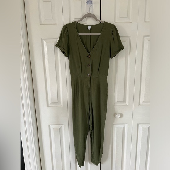 Olive green jumpsuit - Picture 1 of 4